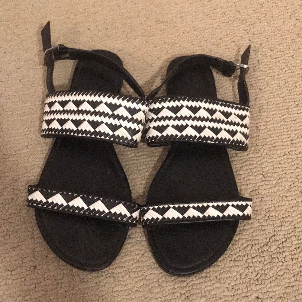FOREVER 21 WORN ONCE sandals